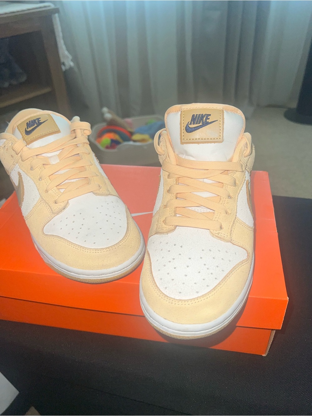 Nike Low-Top Sneakers in Cream & White with Navy Logo